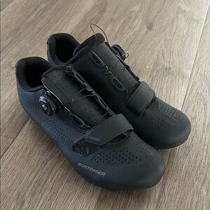 Women’s  Black Cycling Shoes size 8.5. Gently worn.